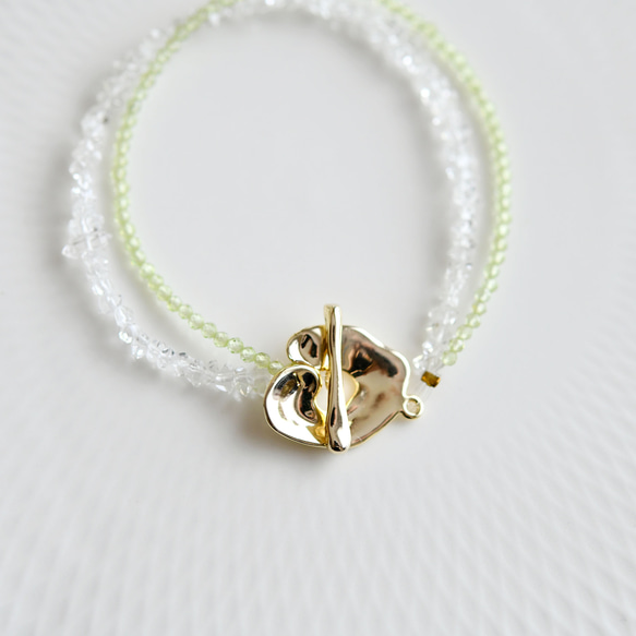 2WAY ブチペリドットとハーキマーダイヤモンドの2連マンテル留め具ブレスレット  8月誕生石 3枚目の画像