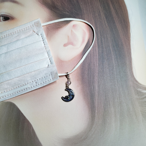 No.1453-B マスクチャーム☆月☆ファスナーチャーム(シルバー) その他