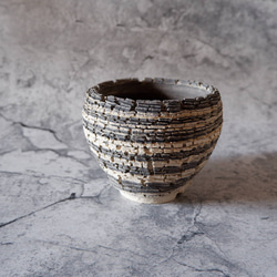 3.5号白黒練込み裂紋鉢301　塊根植物　多肉植物　アガベ　盆栽　植木鉢　作家鉢　鉢皿　沖縄 1枚目の画像