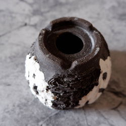 3.5号貫入白化粧捻り裂紋黒鉢304　塊根植物　多肉植物　アガベ　盆栽　植木鉢　作家鉢　沖縄 6枚目の画像