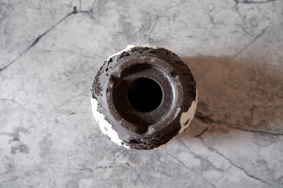 3.5号貫入白化粧捻り裂紋黒鉢304　塊根植物　多肉植物　アガベ　盆栽　植木鉢　作家鉢　沖縄 7枚目の画像