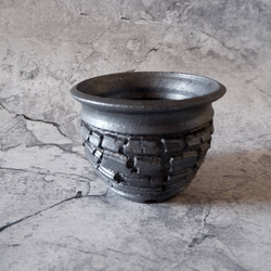 4.5号鉄砂黒裂紋鉢305　塊根植物　多肉植物　アガベ　盆栽　植木鉢　作家鉢　鉢皿　沖縄 2枚目の画像