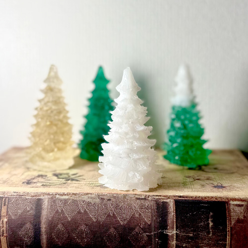 ミニクリスマスツリー》水晶【雪化粧もみの木】一点物オルゴナイト