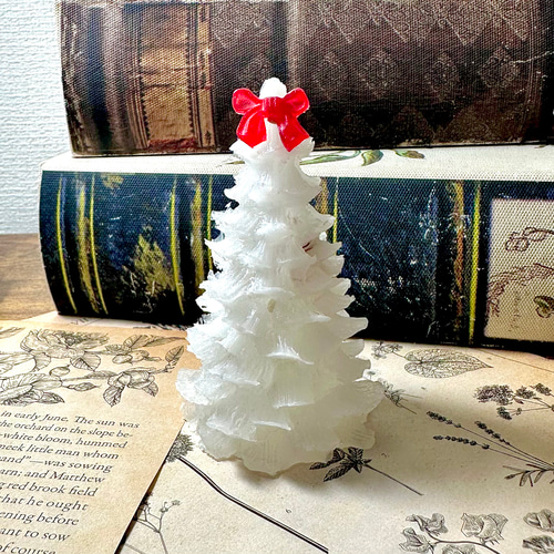 ミニクリスマスツリー》水晶【雪化粧もみの木】一点物オルゴナイト