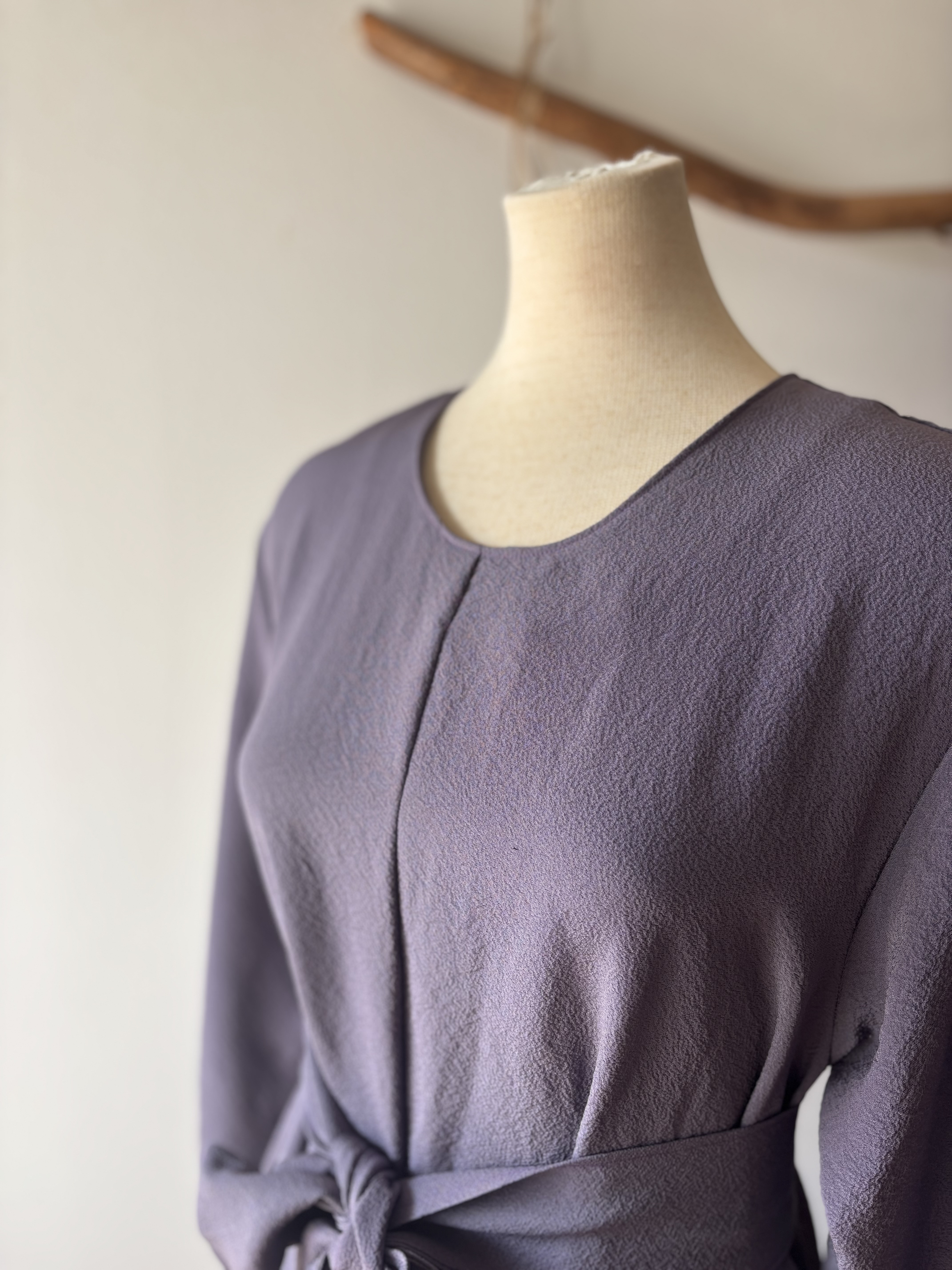 一つ紋付色無地　着物リメイクワンピース