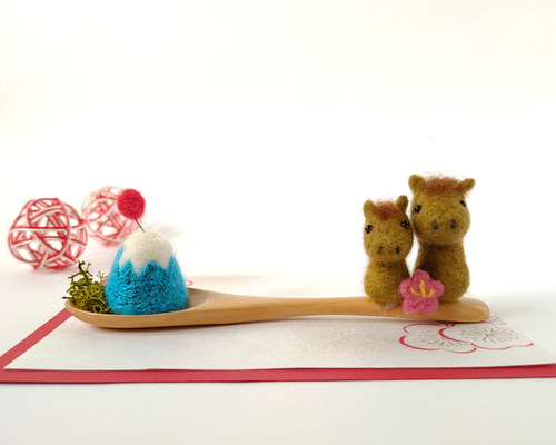 受注制作】2026(午年)干支飾り・午親子 ＆ 富士山（スプーンシリーズ大