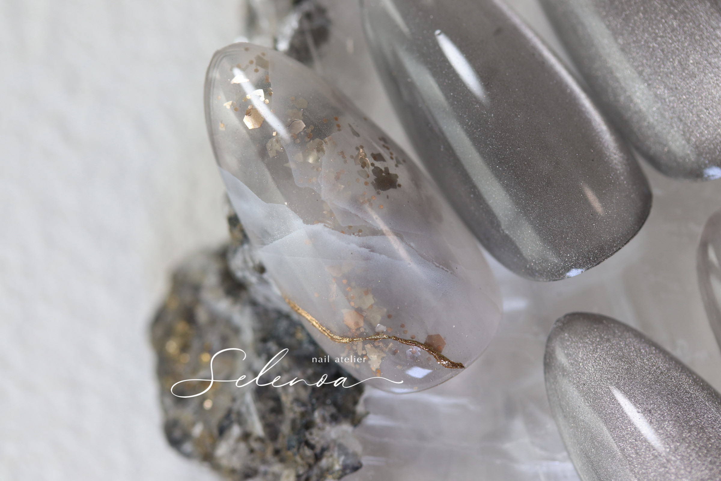 Lunar Ore（ルナオア）天然石風 ネイルチップ 大理石風 成人式 前撮り 上品 グレー