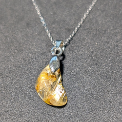 訳アリ価格 一部凹みあり ゴールドルチルブレスレット 12ミリ 虹入り金針水晶 訳アリ価格 一部凹みあり ゴールドルチルブレスレット 12ミリ 虹入り