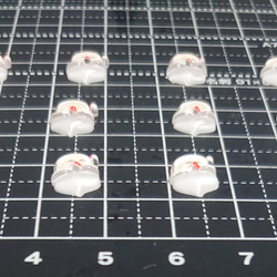 【ﾊﾝﾄﾞﾒｲﾄﾞ素材】❃デコパーツ❃ミニミニサンタさん12個 3枚目の画像