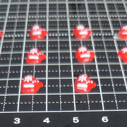 【ﾊﾝﾄﾞﾒｲﾄﾞ素材】❃デコパーツ❃ミニミニミトン12個 3枚目の画像