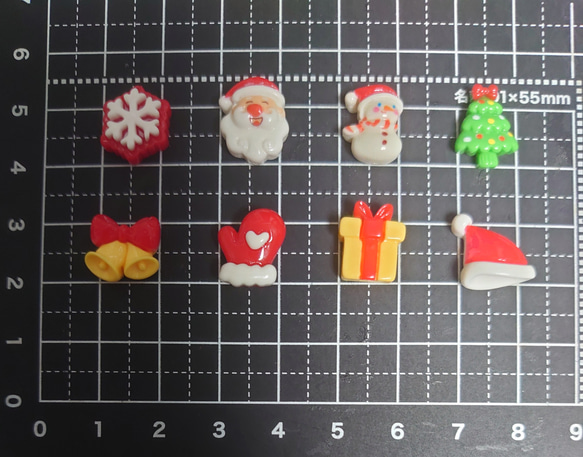 【ﾊﾝﾄﾞﾒｲﾄﾞ素材】❃デコパーツ❃ミニクリスマスmix8個 2枚目の画像