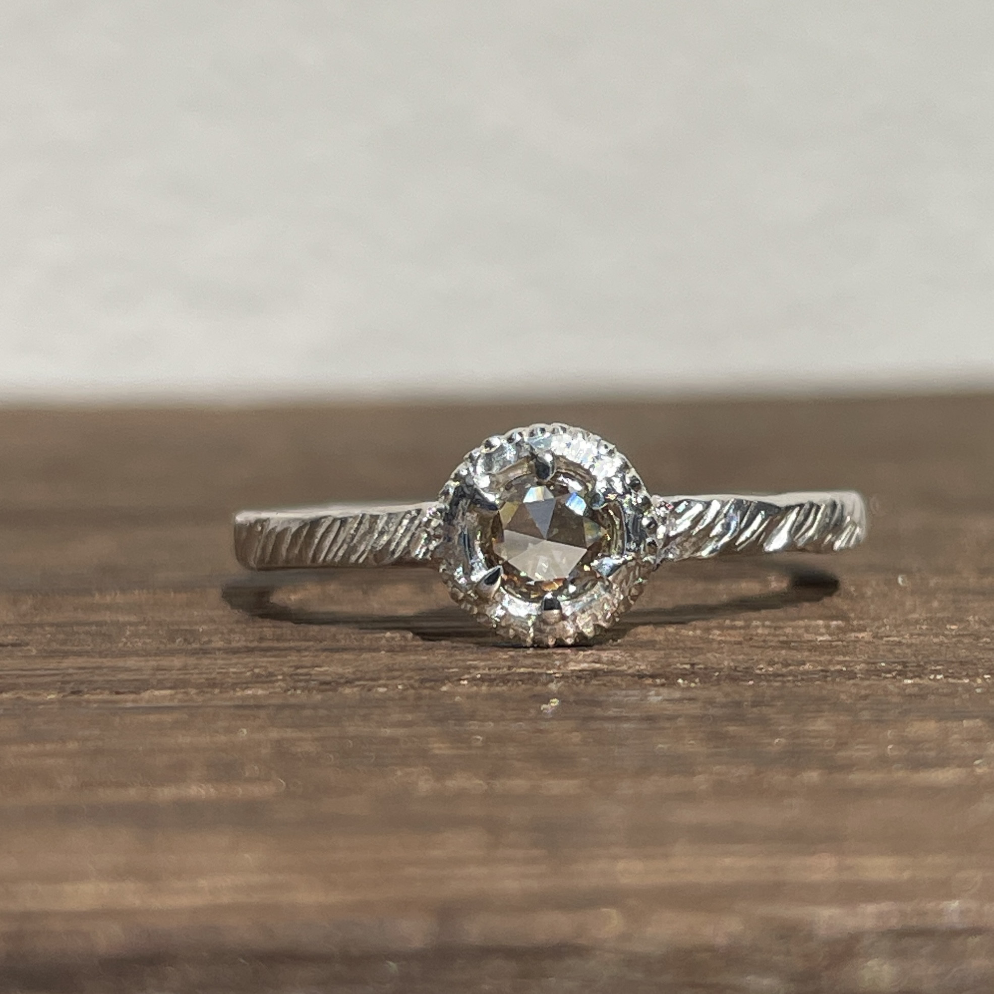 ブラウンダイヤモンド　0.21ct　ローズカット　medallion　シルバーSV925リング