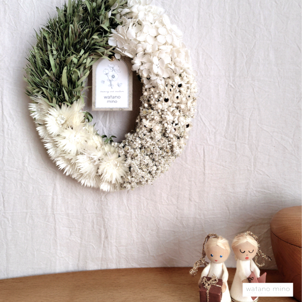 白いパレットのリース  Ovalフォレスト /ドライフラワーの贈り物