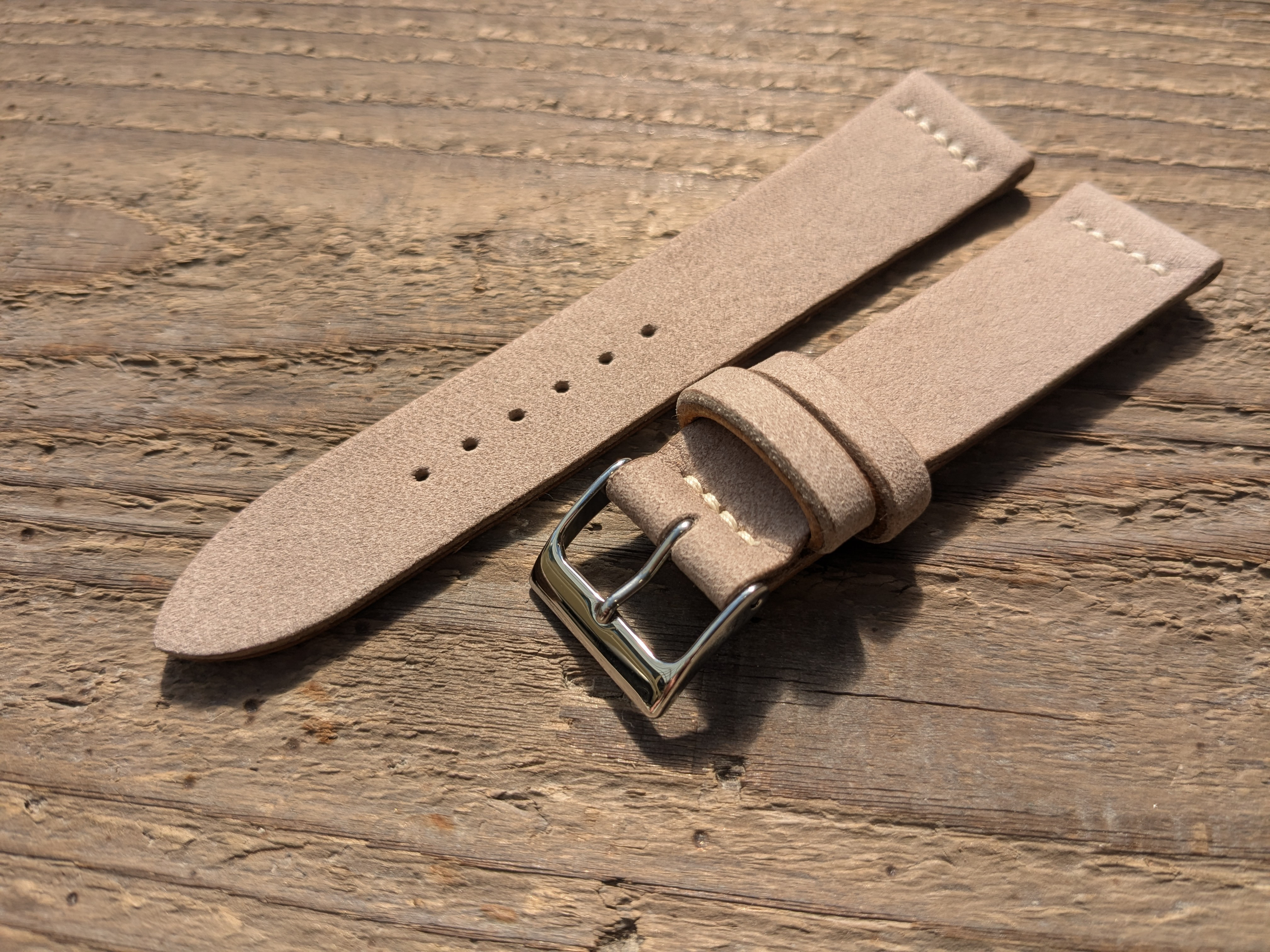 ヌバック レザー　ベージュ｜クラシック ステッチ 時計ベルト｜サイズ 糸色 カスタマイズ対応｜受注制作