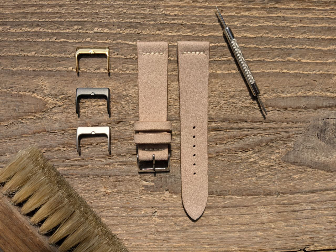 ヌバック レザー　ベージュ｜クラシック ステッチ 時計ベルト｜サイズ 糸色 カスタマイズ対応｜受注制作