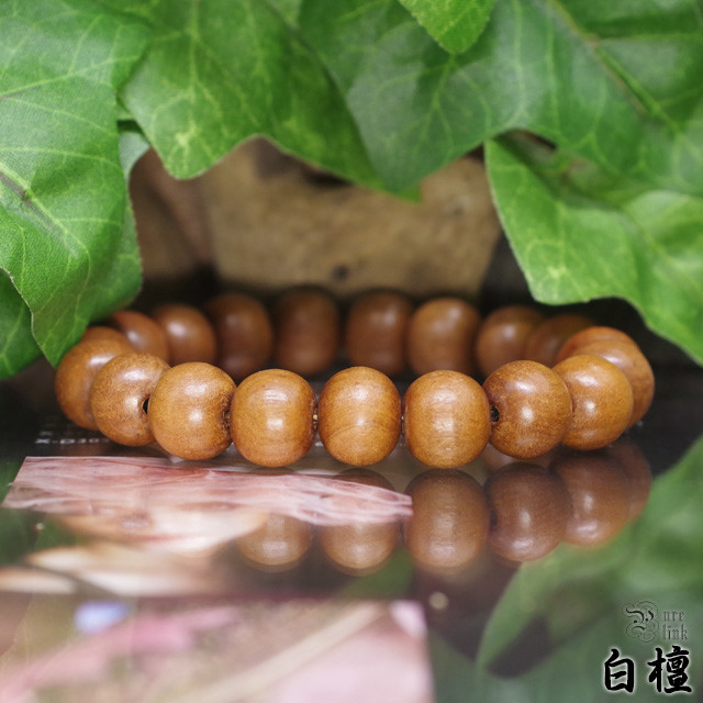癒し清める香木12mm『白檀・サンダルウッド』ブレスレット