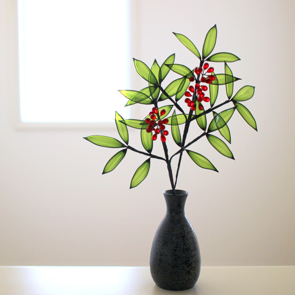 光に透ける南天 ２本セット〈Dip Art〉 1枚目の画像