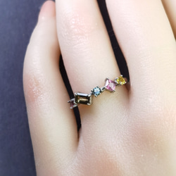 　天然宝石*上品でラグジュアリーな幾何学デザインの異形　シルバー製　ピンキーリング　 5枚目の画像