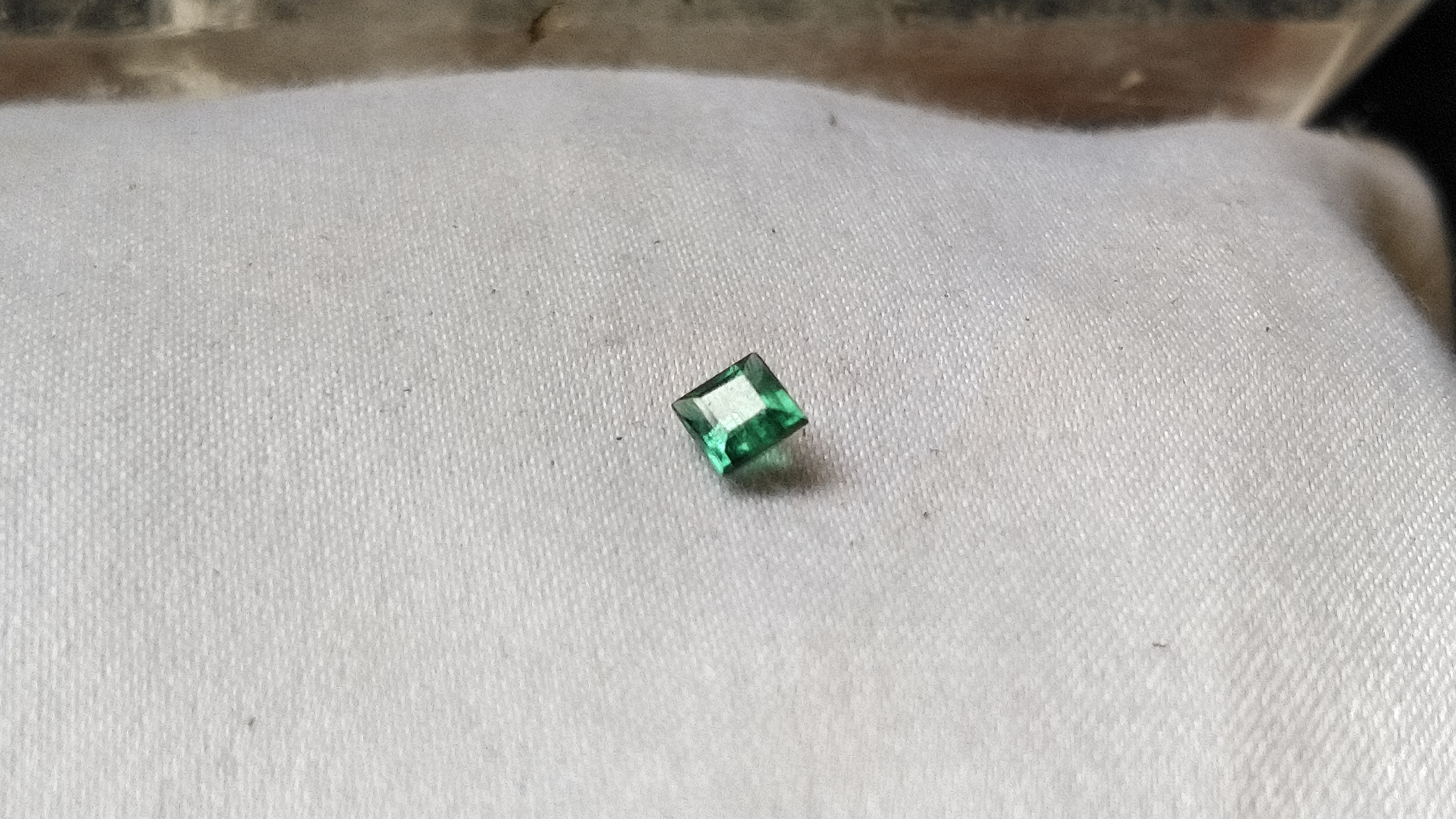 N.0010 0.27Ct パライバトルマリン ルース 超高品質 希少石 バターリャ産 一番人気のブラジル産