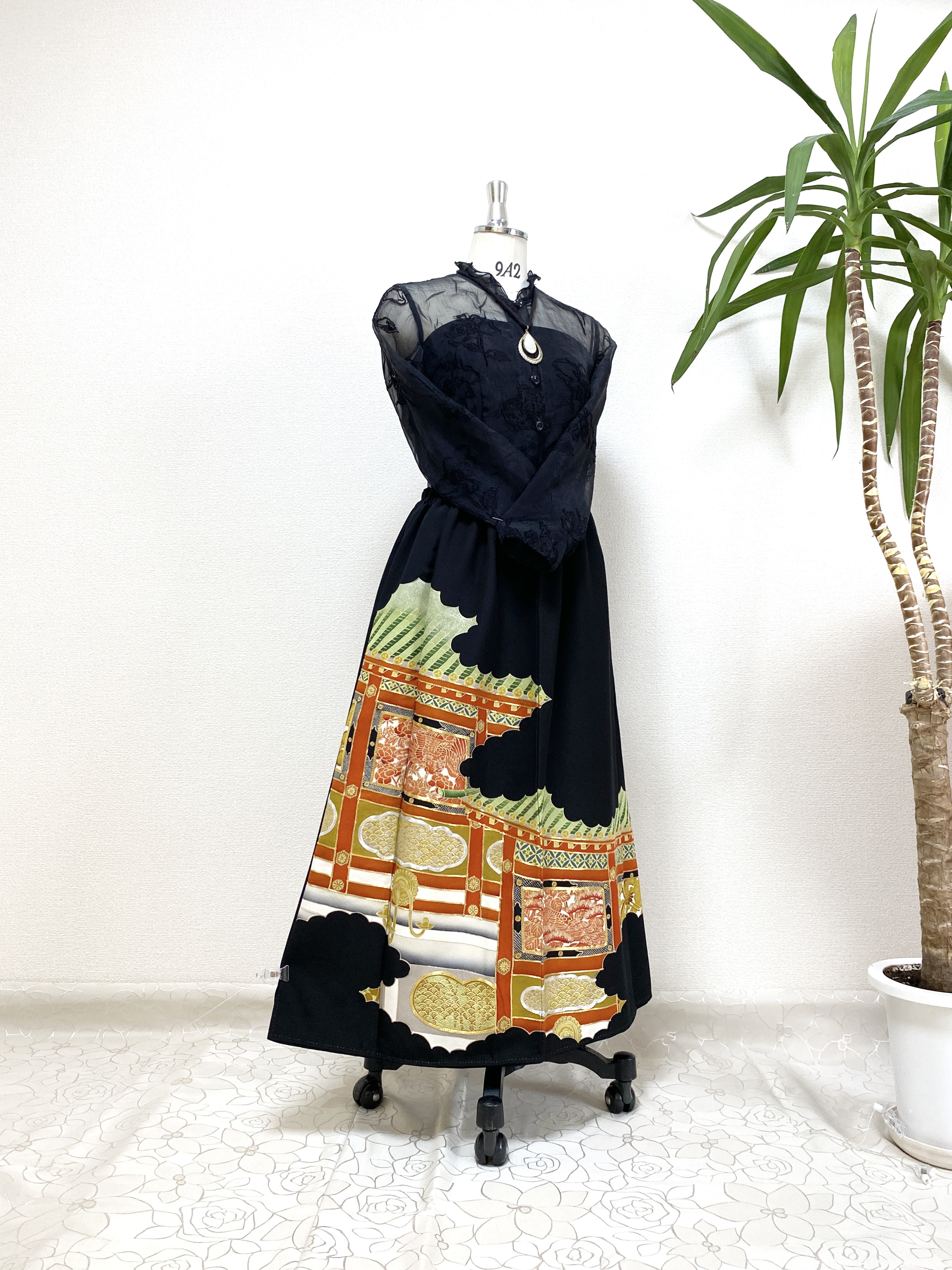 大人可愛いセレブ着物スカートフリーサイズ1点物黒留袖着物リメイクウエストゴムロングスカートフリーサイズ送料込み5800