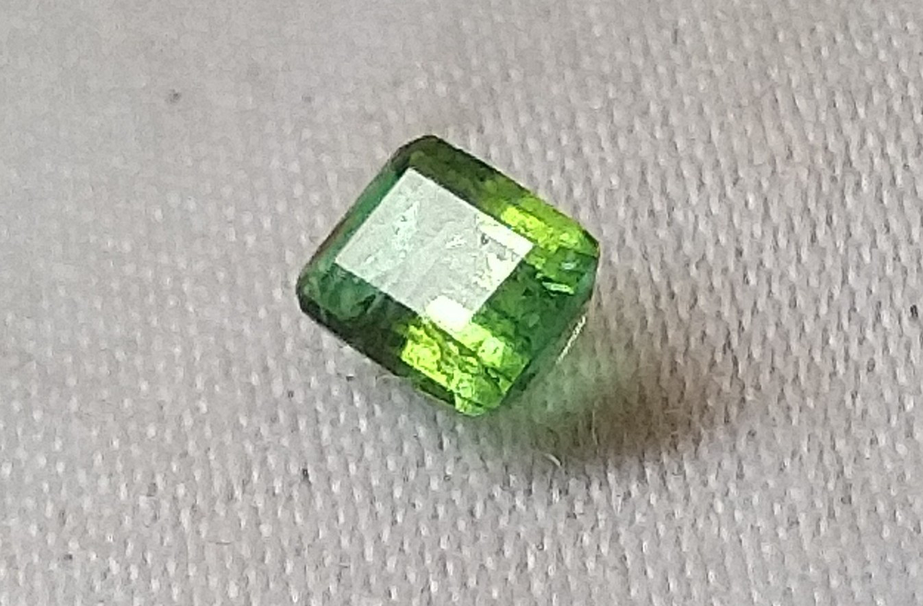 N.0014  パライバトルマリン ルース 0.22Ct 超豪華 カラーのグリーン 希少石  高品質