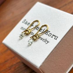 天然ダイアモンド K24純金フックピアス◇ペアシェイプ・カットダイアモンド・ピアス◇１ペアのみ限定◇ 4枚目の画像