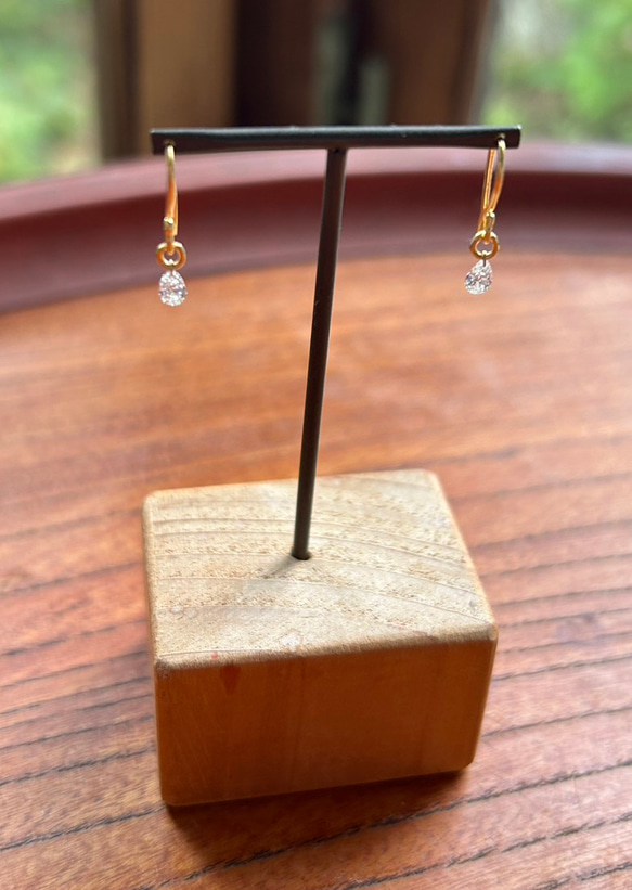 天然ダイアモンド K24純金フックピアス◇ペアシェイプ・カットダイアモンド・ピアス◇１ペアのみ限定◇ 12枚目の画像