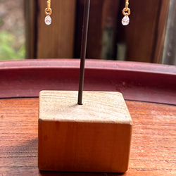 天然ダイアモンド K24純金フックピアス◇ペアシェイプ・カットダイアモンド・ピアス◇１ペアのみ限定◇ 9枚目の画像