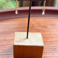 天然ダイアモンド K24純金フックピアス◇ペアシェイプ・カットダイアモンド・ピアス◇１ペアのみ限定◇ 10枚目の画像