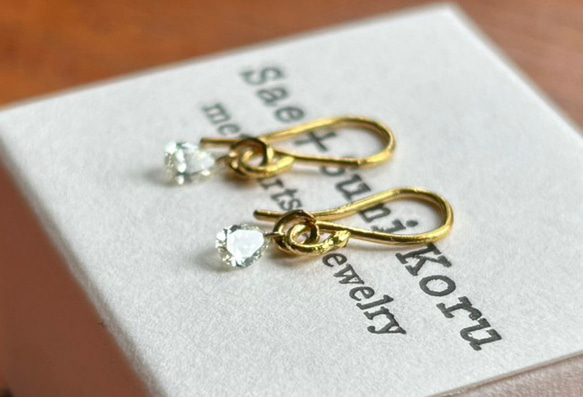 天然ダイアモンド K24純金フックピアス◇ペアシェイプ・カットダイアモンド・ピアス◇１ペアのみ限定◇ 8枚目の画像