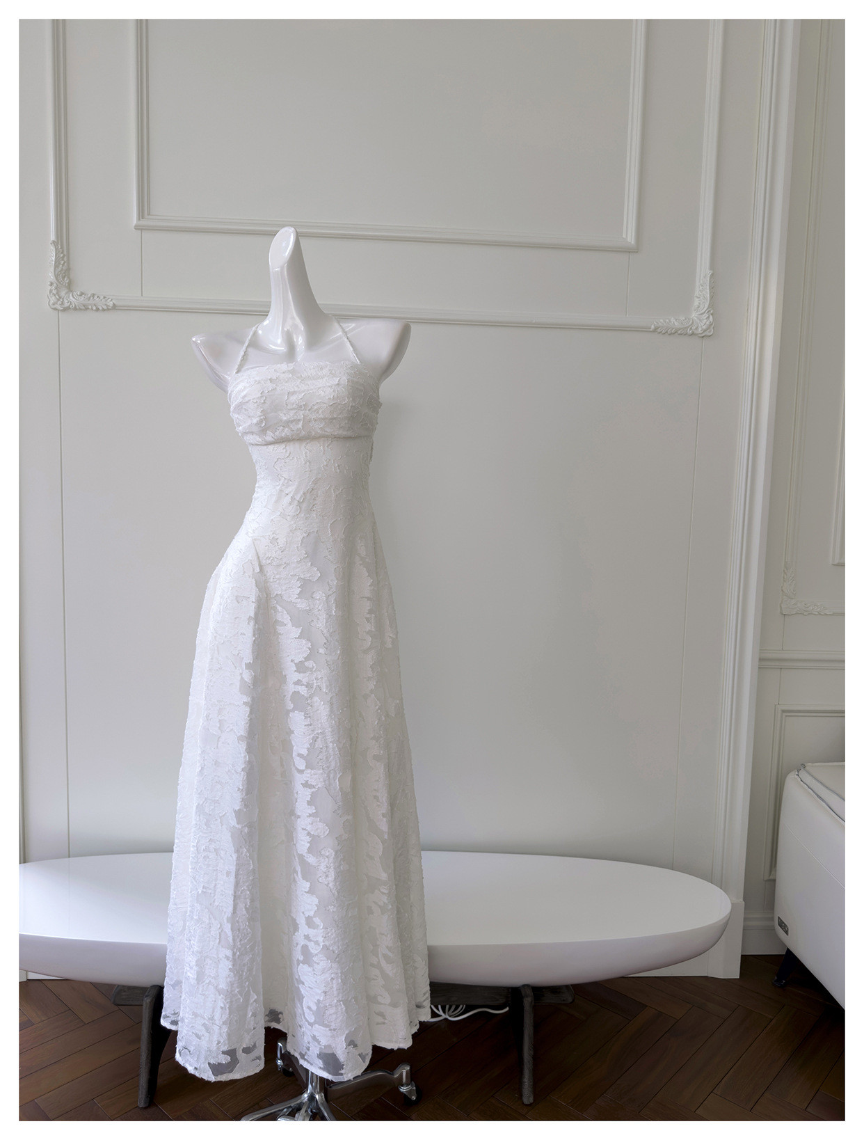 ノースリーブ 白 ウェディングドレス パーティー ロング シンプル 上品 韓国風 二次会 69324