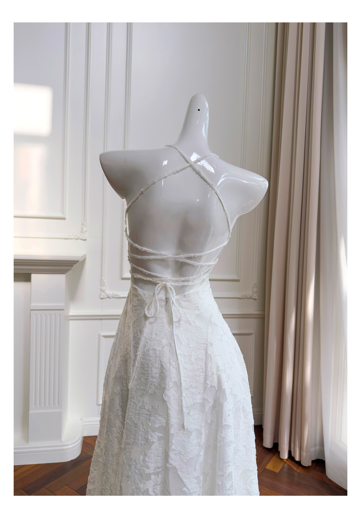 ノースリーブ 白 ウェディングドレス パーティー ロング シンプル 上品 韓国風 二次会 69324