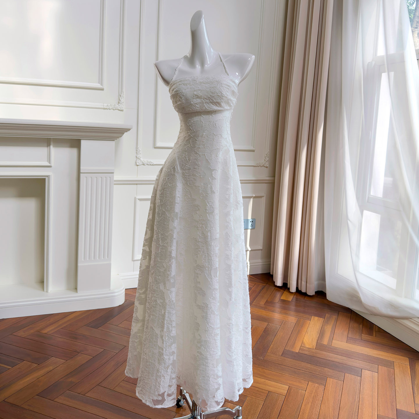 ノースリーブ 白 ウェディングドレス パーティー ロング シンプル 上品 韓国風 二次会 69324