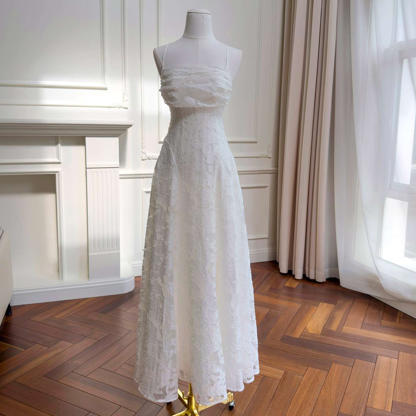 ノースリーブ 白 ウェディングドレス パーティー ロング シンプル 上品 韓国風 二次会 69324