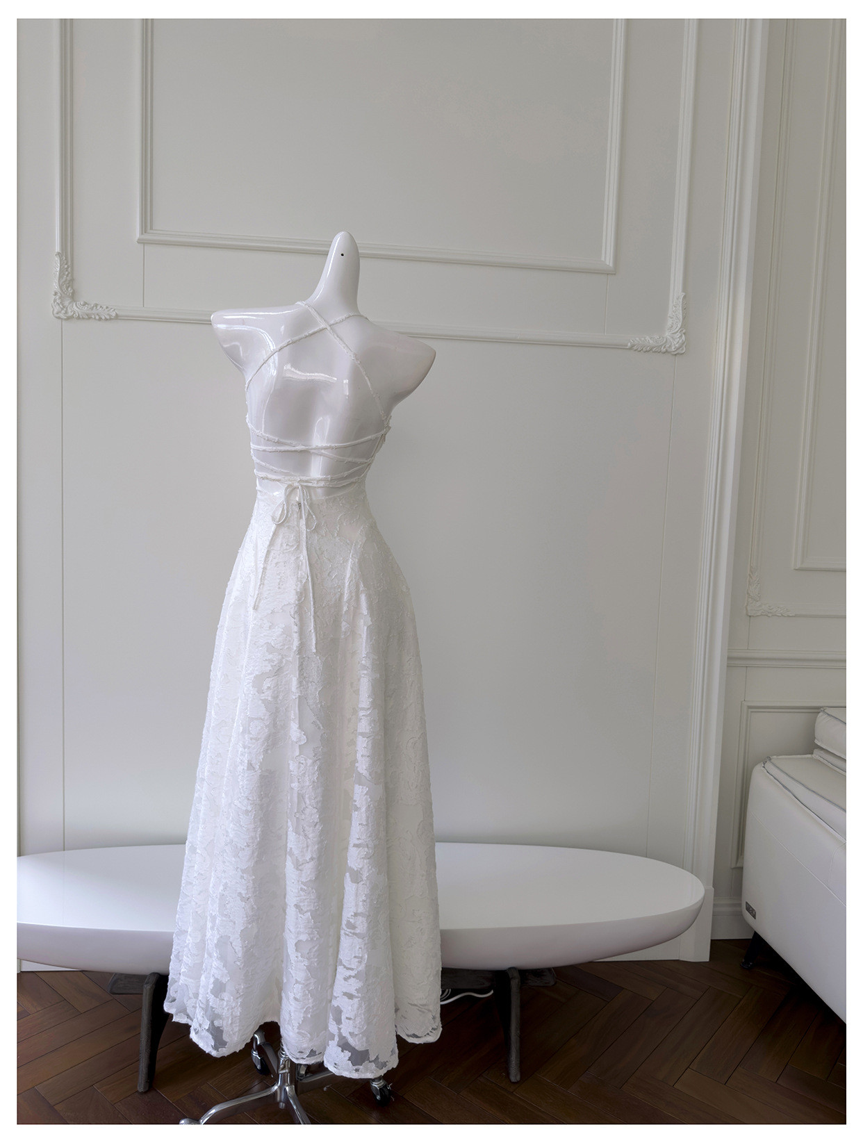 ノースリーブ 白 ウェディングドレス パーティー ロング シンプル 上品 韓国風 二次会 69324