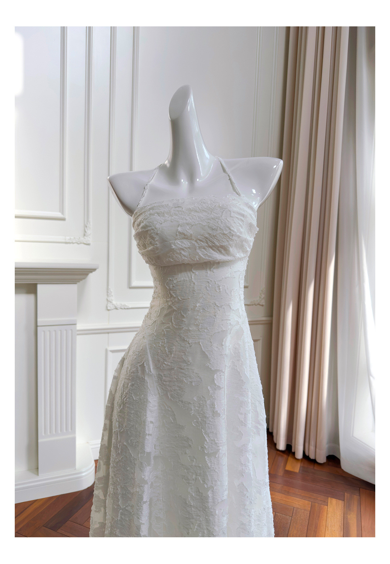 ノースリーブ 白 ウェディングドレス パーティー ロング シンプル 上品 韓国風 二次会 69324