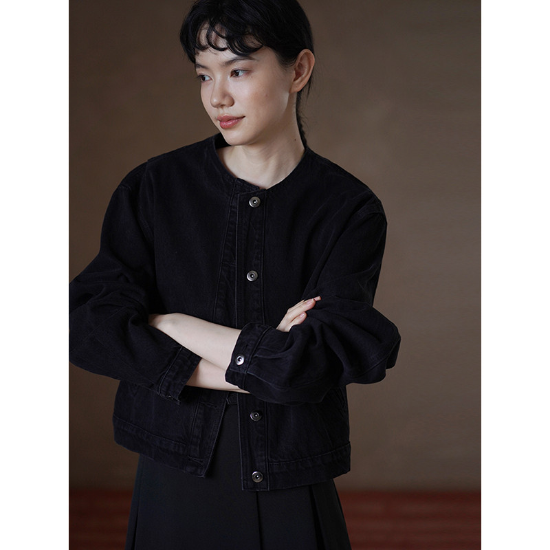 パンクテイストのラウンドネックジャケット。ショートデニムジャケット　#818