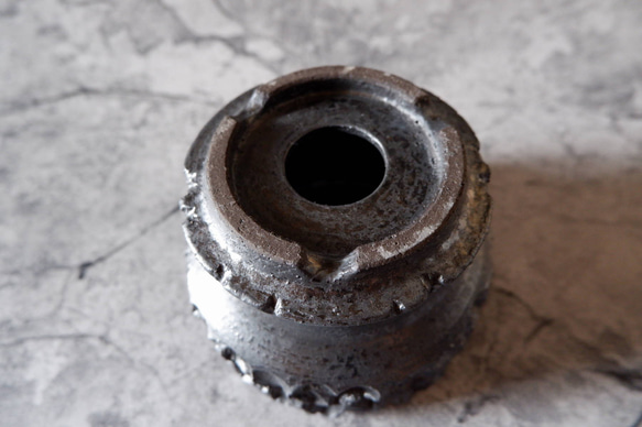 4.5号鉄砂黒鉢313　塊根植物　多肉植物　アガベ　盆栽　植木鉢　作家鉢　鉢皿　沖縄 6枚目の画像