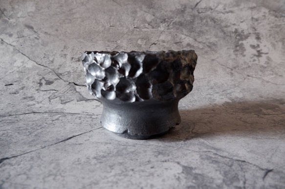 4.5号鉄砂黒鉢313　塊根植物　多肉植物　アガベ　盆栽　植木鉢　作家鉢　鉢皿　沖縄 3枚目の画像