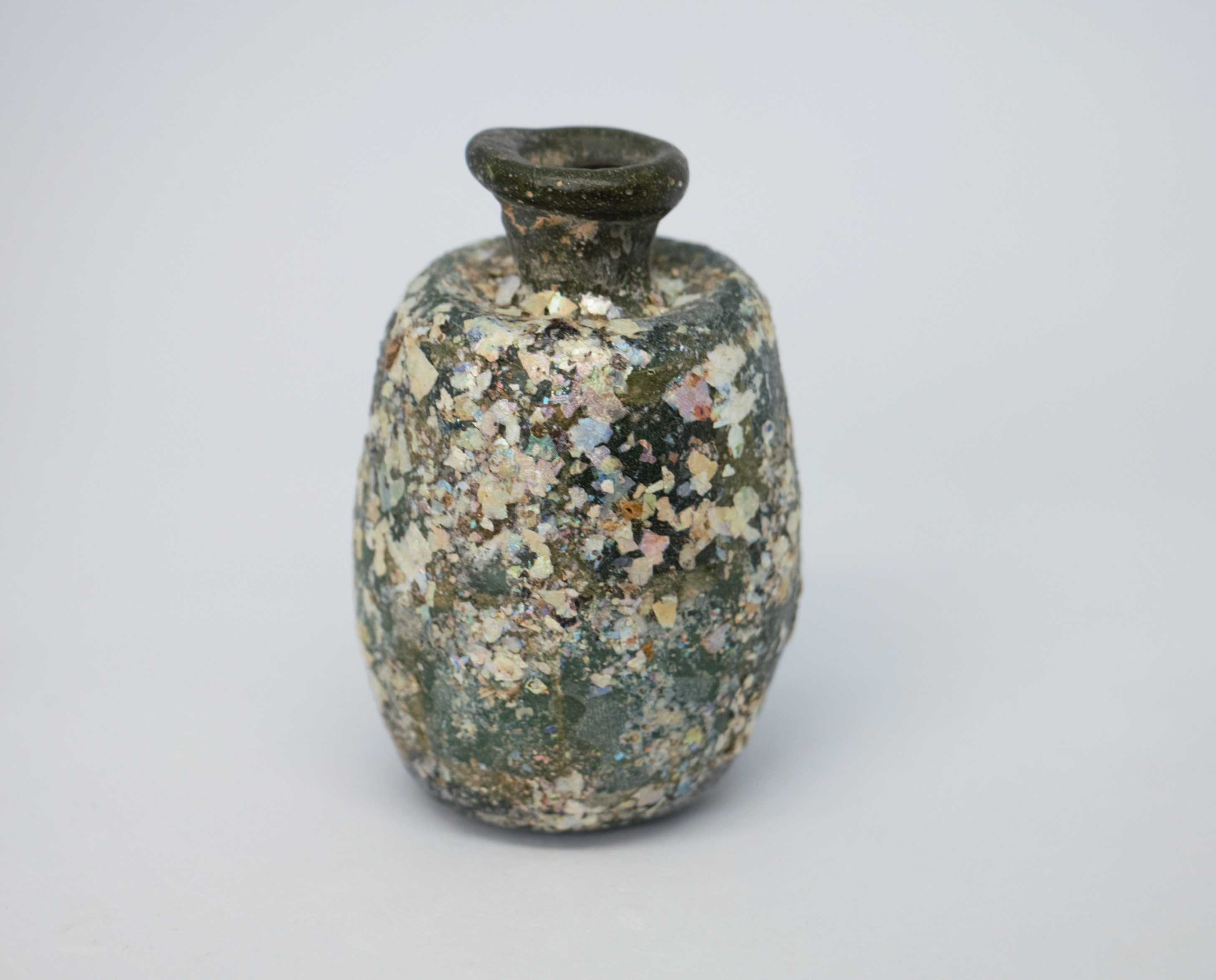 古代ガラス　ローマン銀化グラス　壺　瓶　アフガニスタン出土　紀元3～4世紀頃 74.6 g