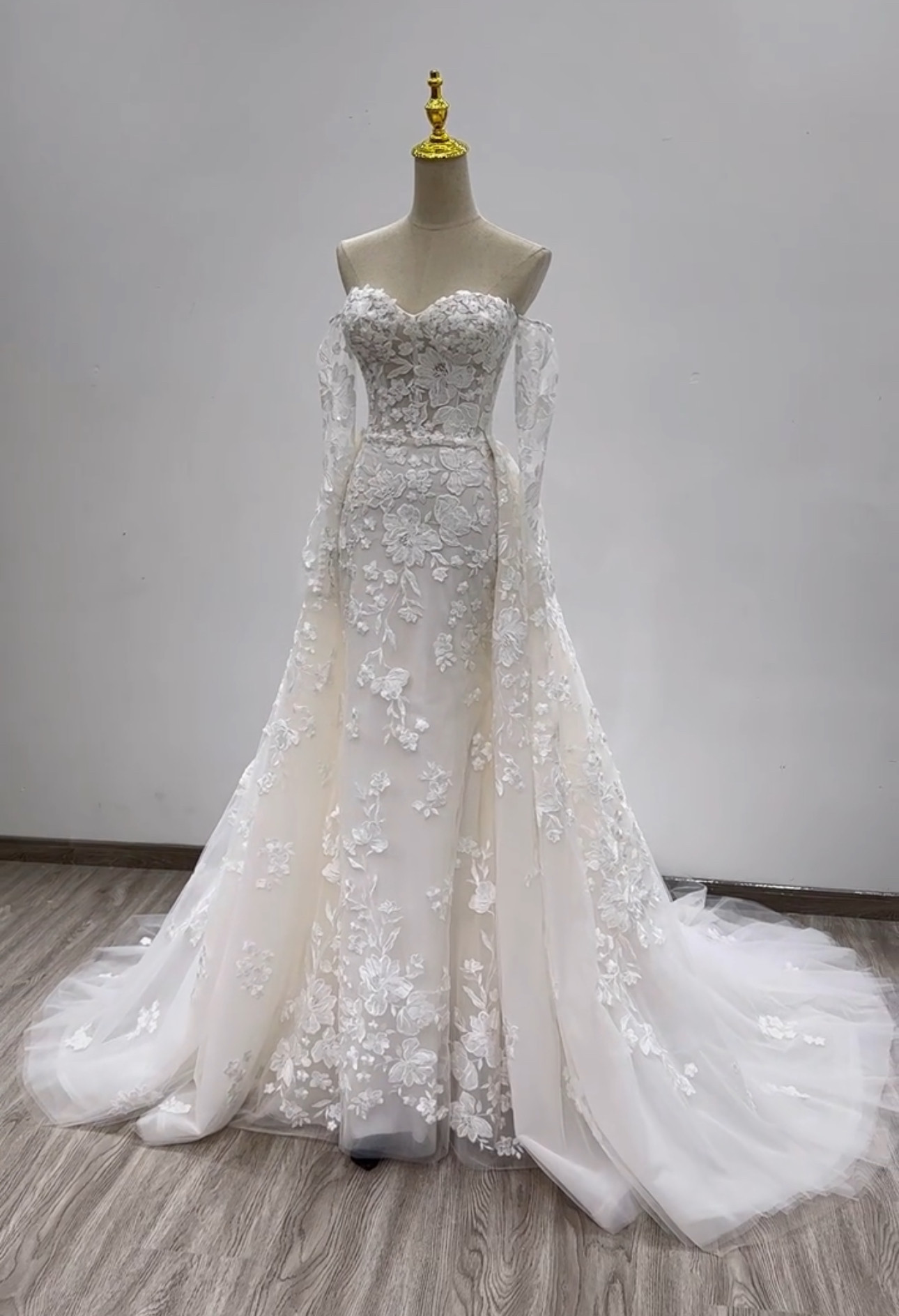 取り外し可能お袖　オフショルダー　２ways タイトスカート　オーバースカート　ブライダル結婚式’パーディードレス前撮り