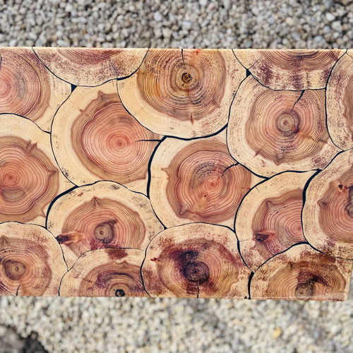 杉とヒノキのサイドテーブル／レジン仕上げ(表面) ローテーブル