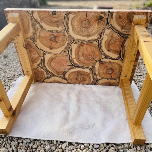 杉とヒノキのサイドテーブル／レジン仕上げ(表面) ローテーブル ② 杉とヒノキのサイドテーブル／レジン仕上げ(表面) ローテーブル ②