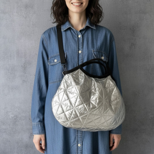 冬のイチオシ】Shine Quilt コロンと可愛いショルダーグラニーバッグ