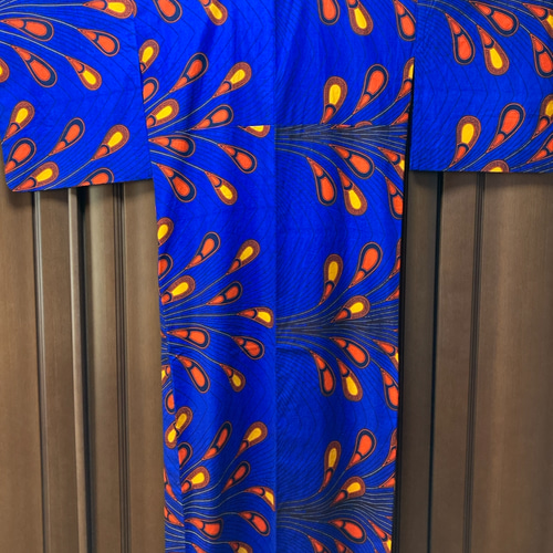 アフリカ布 浴衣 孔雀柄 裄長め 浴衣 amy 通販 20006689｜Creema(クリーマ)