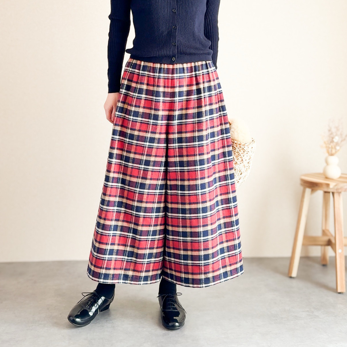 冬の頼れる暖かパンツ　オレンジ系　チェック柄　着るブランケットパンツ　西脇産起毛コットン　スカート見えギャザーパンツ