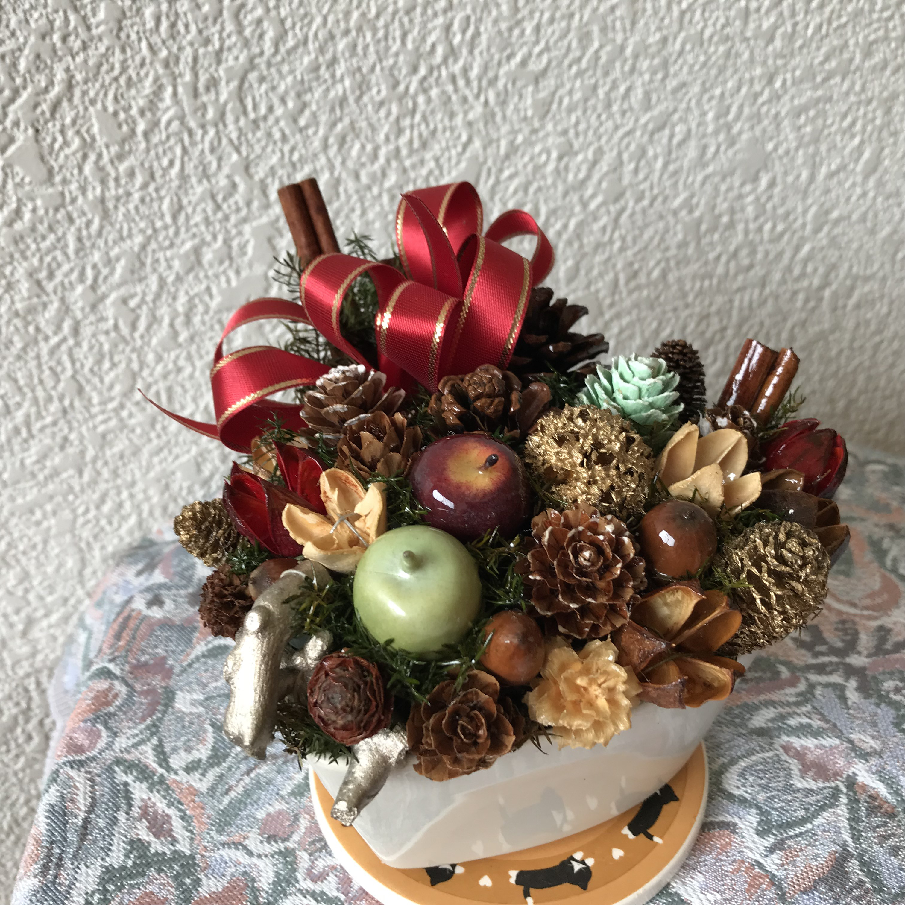 《X'mas》木の実と林檎のお洒落な北欧アレンジメント（1点限定＊贈り物にも）