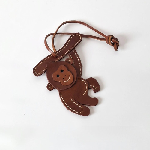 送料無料】本革 手縫い バックチャーム ORANGUTAN オラウータン 動物