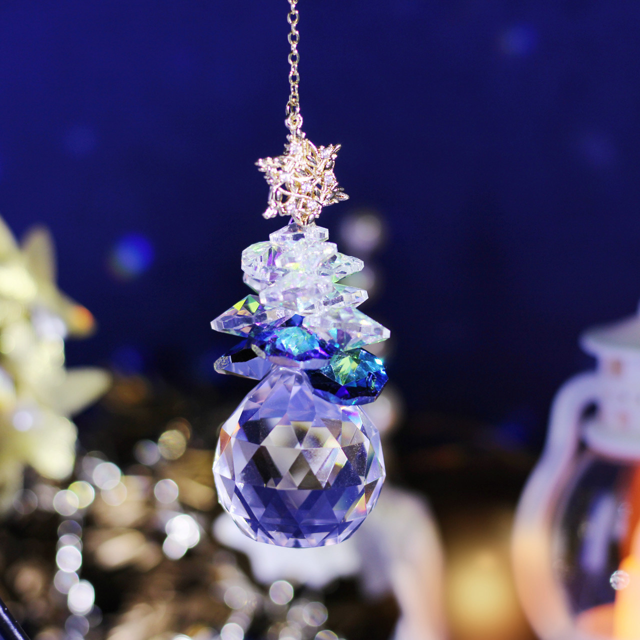 置き型☆青いモミの木のサンキャッチャー（高品質クリスタル使用・受注制作）スタンド式 引越祝い クリスマス