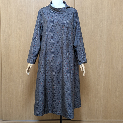 着物リメイク　ワンピース　大島紬　L〜LL SOLD 着物リメイク ワンピース 大島紬 L〜LL ワンピース さらあお 通販